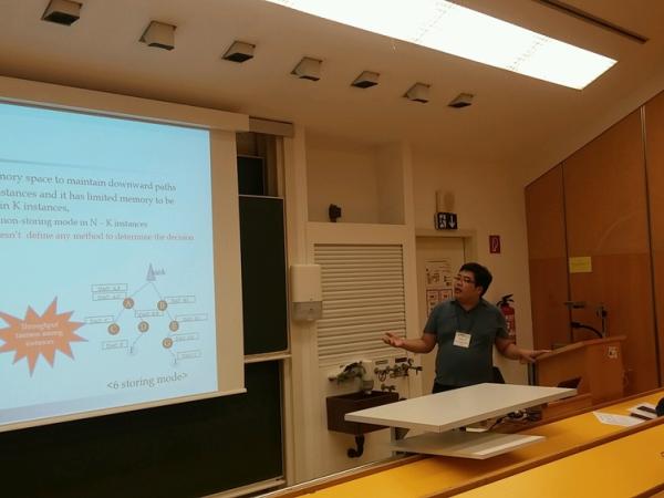 ICUFN 2016에 참석하였습니다.